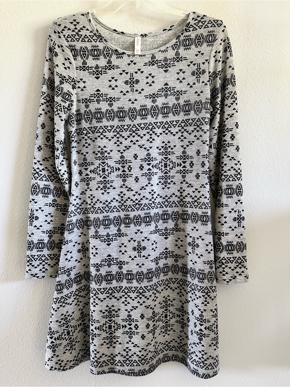 Xhilaration Casual Grey Aztec-Print Long Sleeve Swing Dress M/M